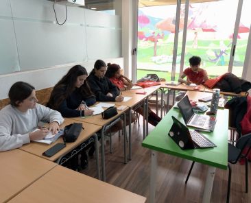 NO_FUSION_LIVE_0325_001